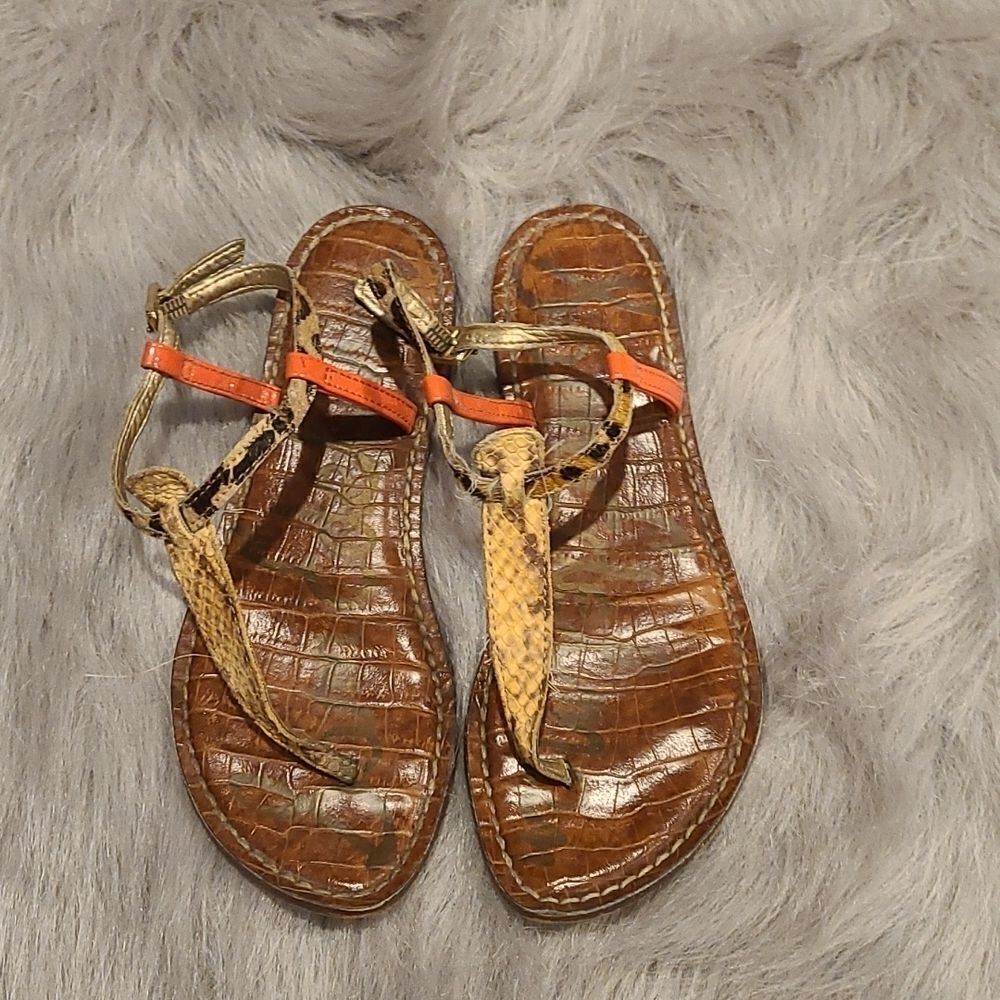 Sam Edelmon womens animal print sandals size 4